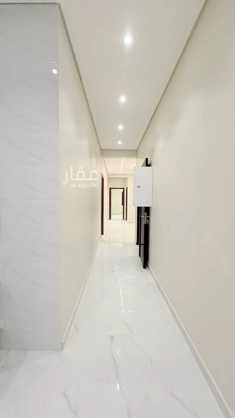 دور للبيع في شارع الرواجي, حي السعادة, مدينة الرياض, منطقة الرياض صورة 4