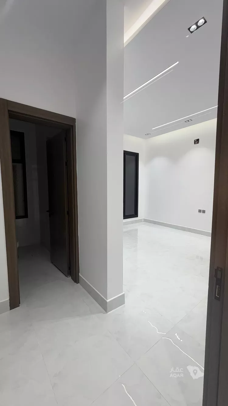 دور للبيع في شارع الصدارة, حي السعادة, مدينة الرياض, منطقة الرياض 14