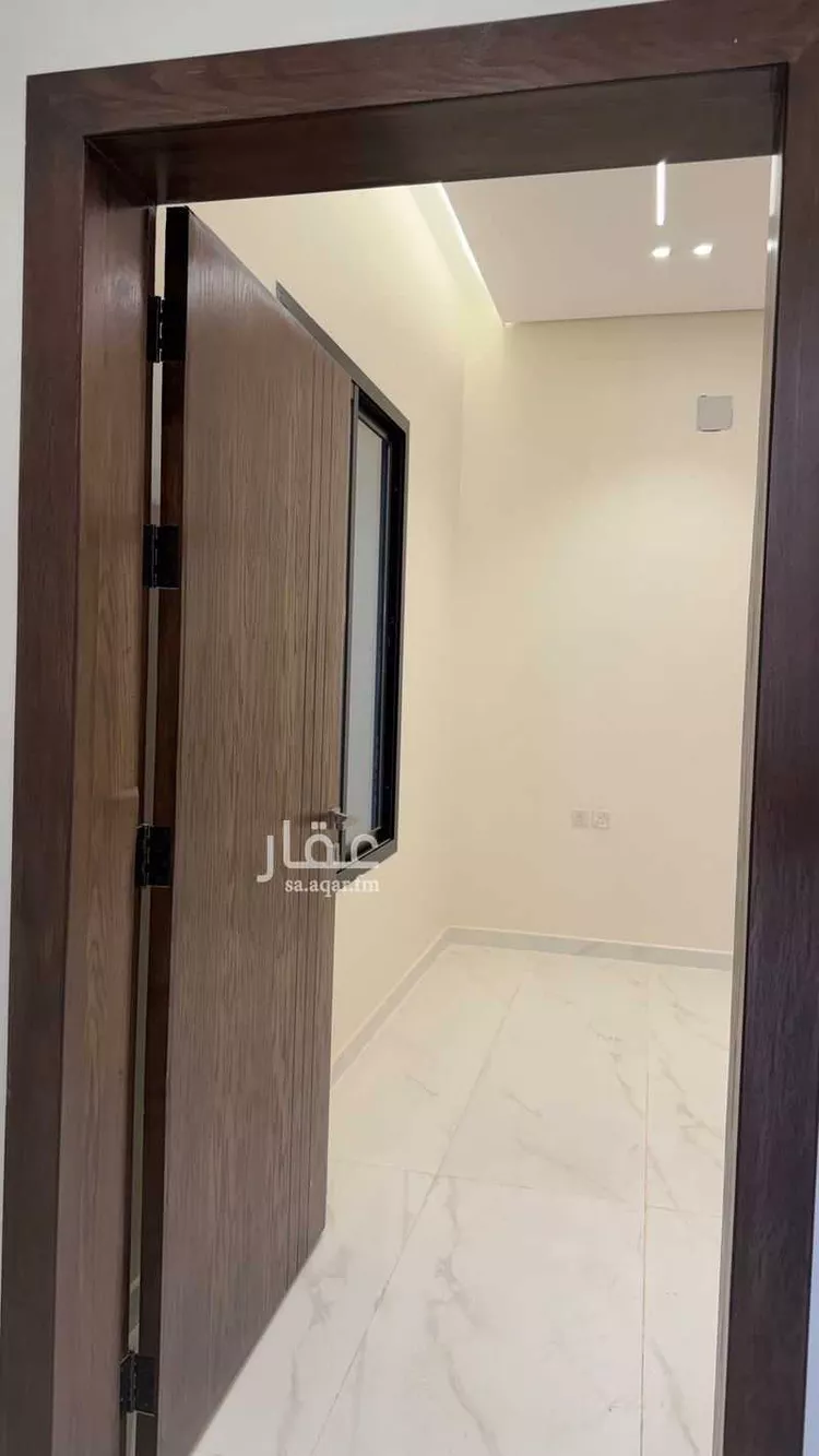 دور للبيع في شارع الرواجي, حي السعادة, مدينة الرياض, منطقة الرياض