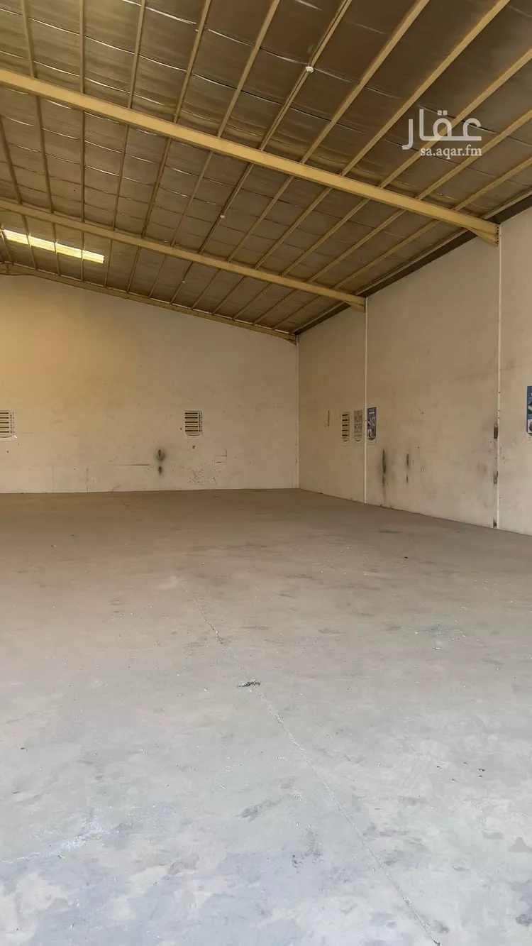 مستودع للإيجار في شارع قبة الروبي, حي المشاعل, مدينة الرياض, منطقة الرياض