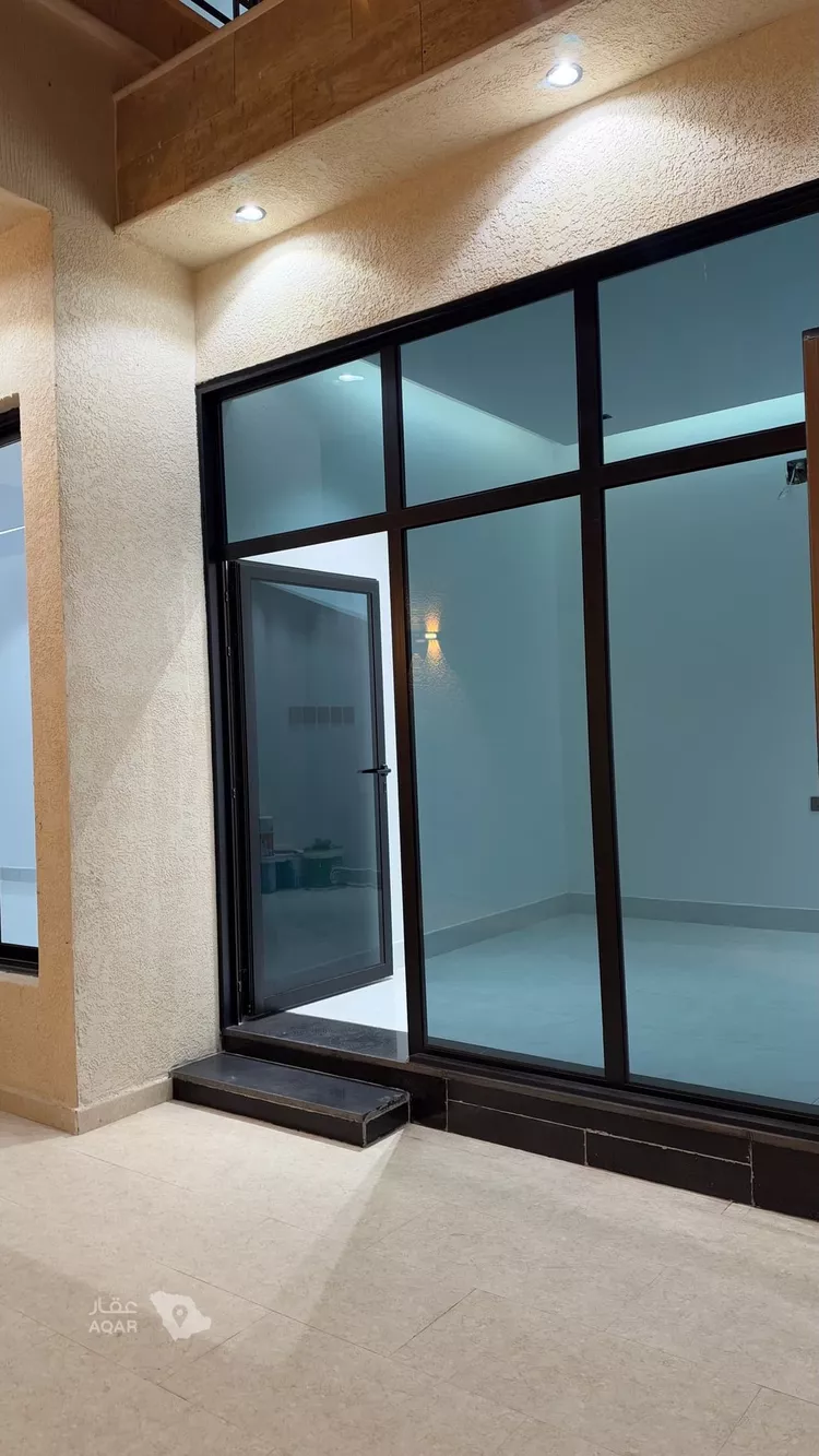 دور للبيع في شارع الصدارة, حي السعادة, مدينة الرياض, منطقة الرياض 2