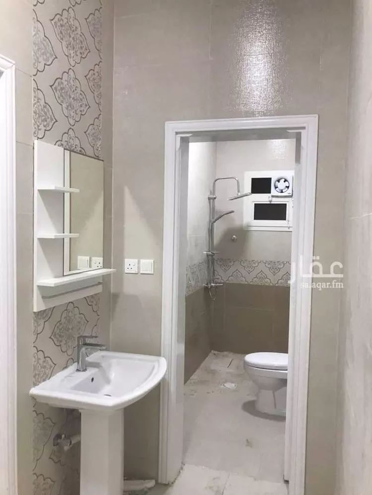 شقة للإيجار في شارع أبو جبير الكندي, حي الحمراء, مدينة تبوك, منطقة تبوك صورة 3