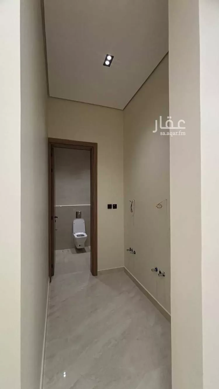 فيلا للبيع في شارع نور الدين أرسلان ، حي المهدية ، الرياض ، منطقة الرياض 8