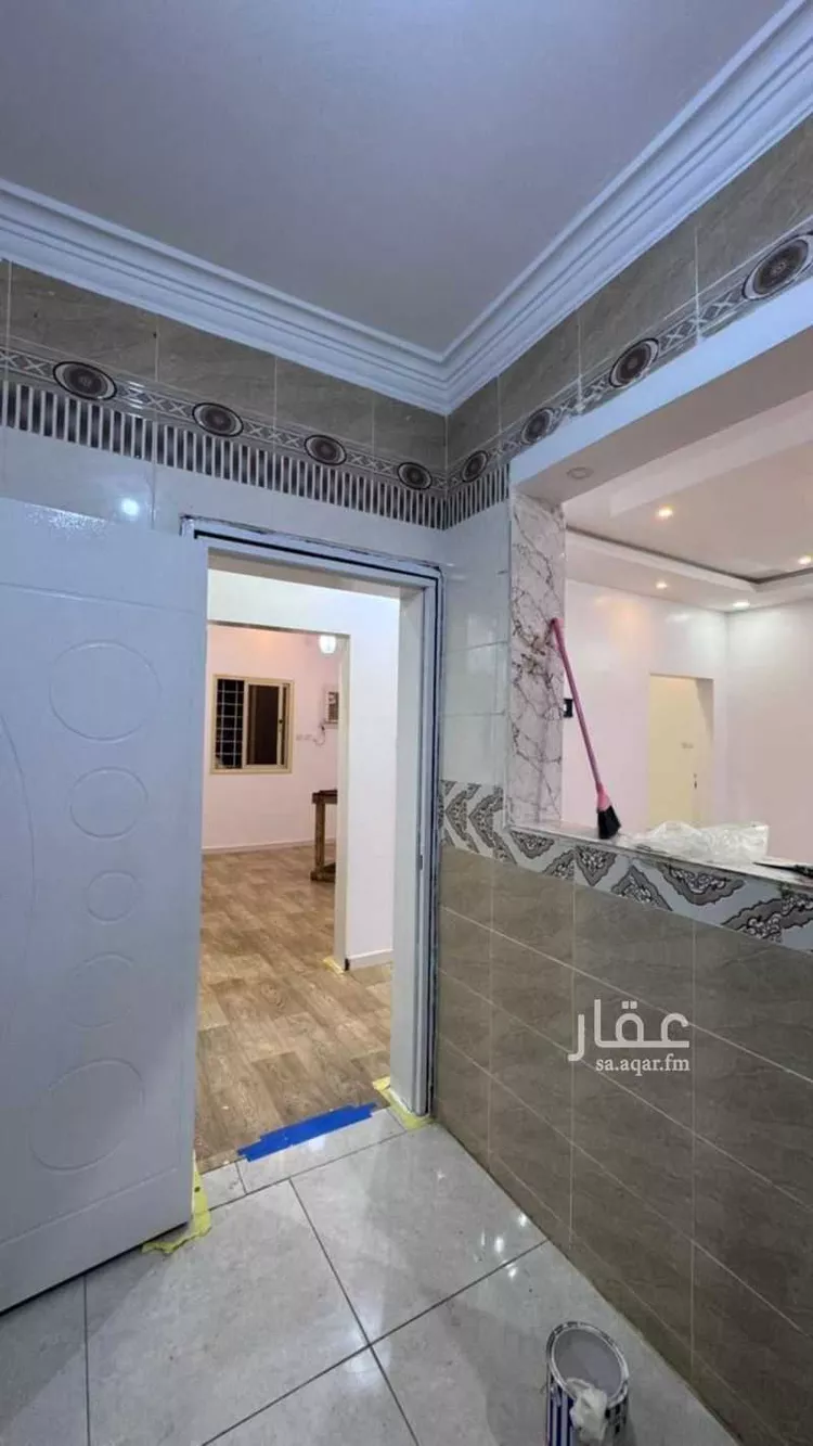 شقة للإيجار في حي الحيلة الشرقي ، محايل