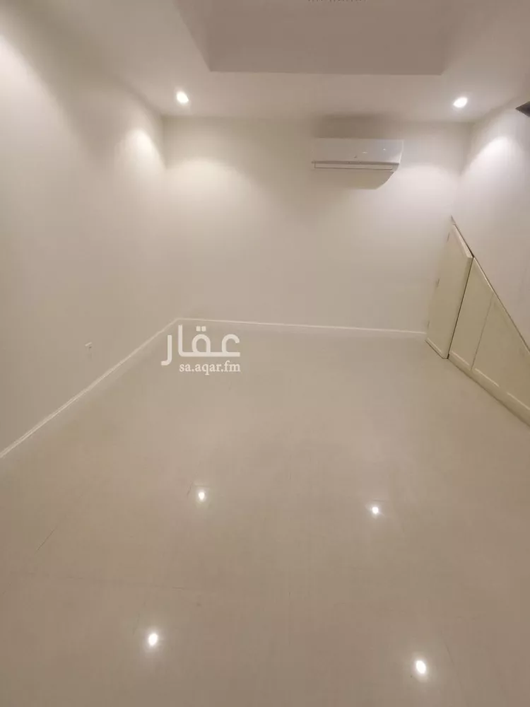 فيلا للإيجار في شارع رقم 189 ، حي الياسمين ، الرياض ، منطقة الرياض صورة 2