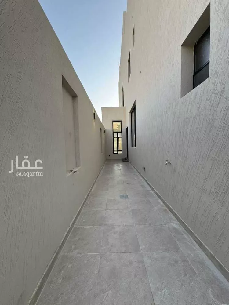 Villa for Sale in Riyadh Dhahrat Namar 15