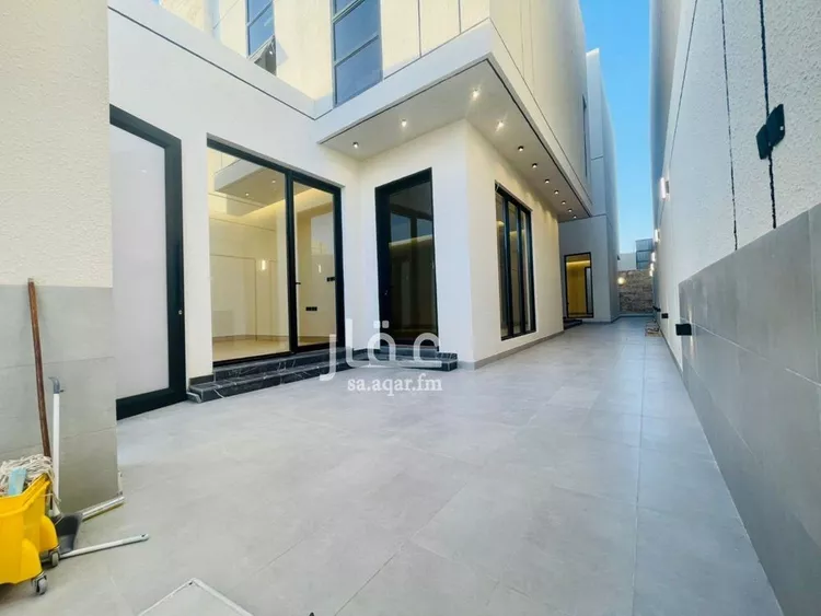 فيلا للبيع في شارع السيل الكبير, حي المهدية, مدينة الرياض, منطقة الرياض صورة 2