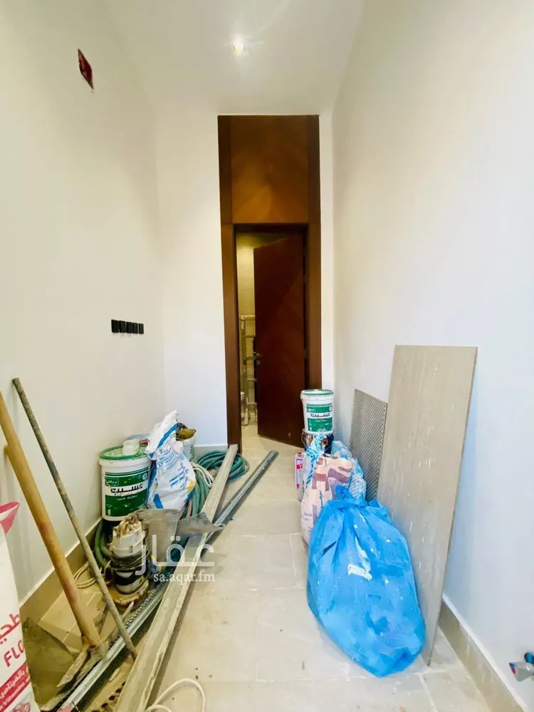 فيلا للبيع في شارع رقم 57, حي ظهرة لبن, مدينة الرياض, منطقة الرياض صورة 4