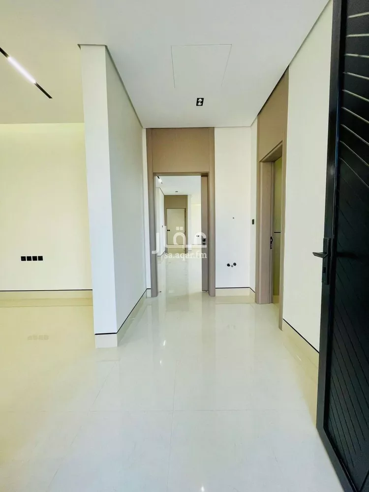 فيلا للبيع في شارع أبي المكارم بن سهل, حي المهدية, مدينة الرياض, منطقة الرياض صورة 2