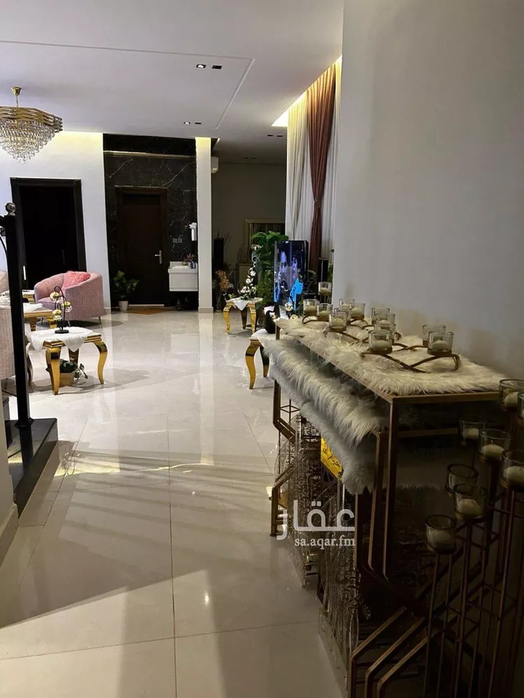 فيلا للبيع في شارع محمد سعيد شافعي, حي المهدية, مدينة الرياض, منطقة الرياض صورة 4