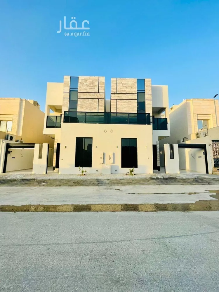 فيلا للبيع في شارع محمد بن زين العابدين, حي المهدية, مدينة الرياض, منطقة الرياض صورة 2