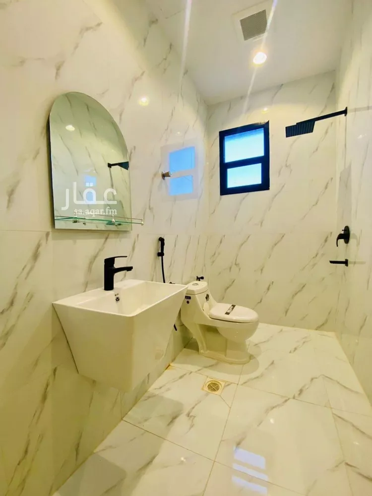 فيلا للبيع في شارع المسيل, حي ظهرة لبن, مدينة الرياض, منطقة الرياض صورة 5