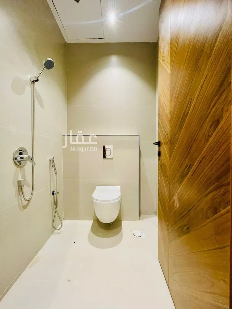 فيلا للبيع في شارع محمد نور رحيمي, حي المهدية, مدينة الرياض, منطقة الرياض صورة 4