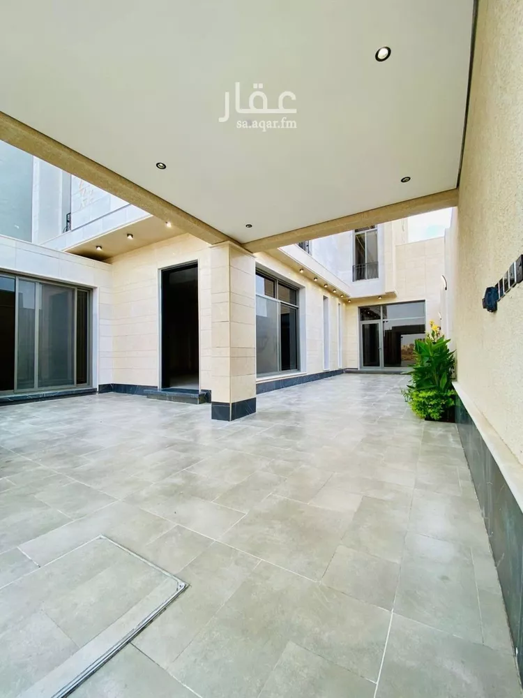 فيلا للبيع في شارع ابي الشيخ الاصبهاني, حي المهدية, مدينة الرياض, منطقة الرياض صورة 4