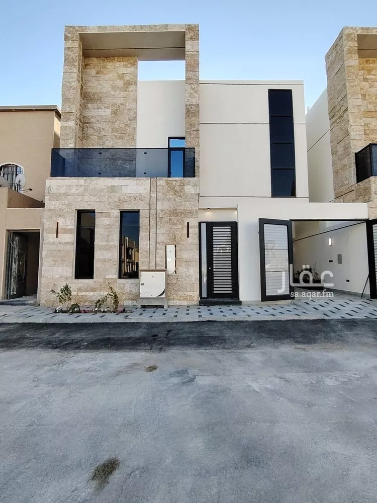 فيلا للبيع في شارع أبي الحسن الأسفرائيني, حي المهدية, مدينة الرياض, منطقة الرياض صورة 2