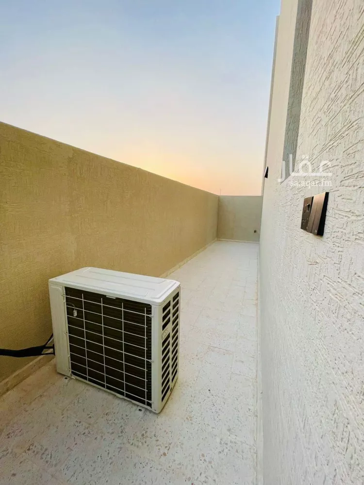 فيلا للبيع في شارع القاسم النويري, حي المهدية, مدينة الرياض, منطقة الرياض صورة 3