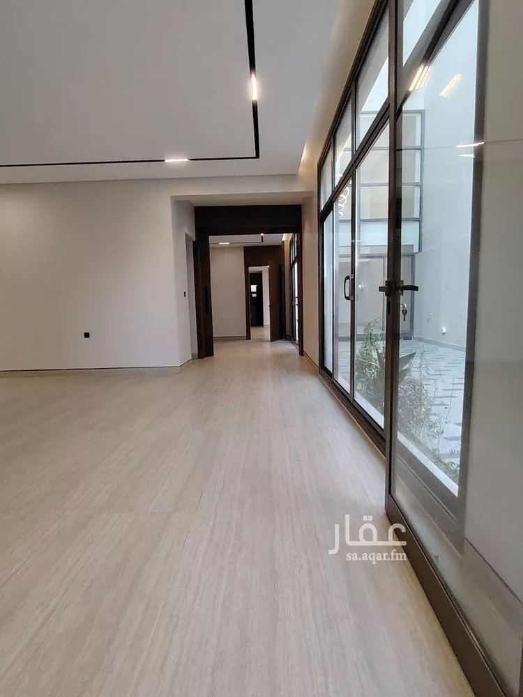 فيلا للبيع في شارع السيل الكبير, حي المهدية, مدينة الرياض, منطقة الرياض صورة 3