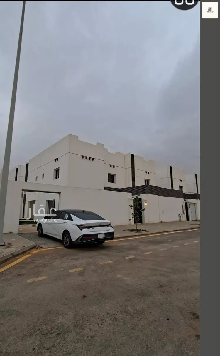 فيلا للبيع في شارع الشيخ عبدالرزاق عفيفي, حي الفاروق, مدينة الرياض, منطقة الرياض 1 صورة