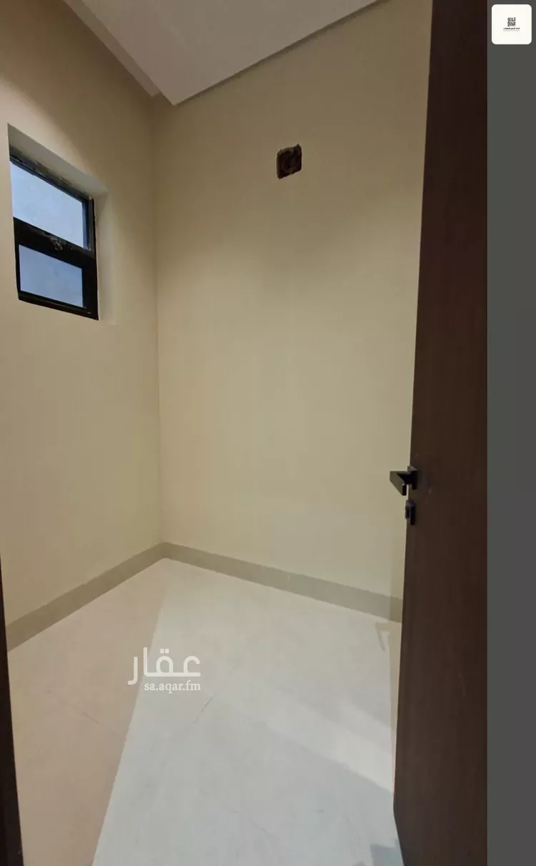 دور للبيع في شارع محمد بن الهيثم بن شبابه, حي الصفاء, مدينة الرياض, منطقة الرياض 15