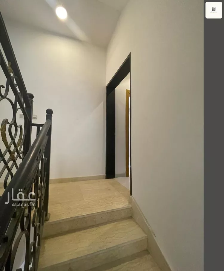 دور للبيع في شارع محمد بن الهيثم بن شبابه, حي الصفاء, مدينة الرياض, منطقة الرياض صورة 3