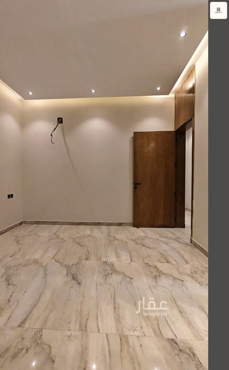 فيلا للبيع في شارع عيد بن محمد الأنصاري, حي الفاروق, مدينة الرياض, منطقة الرياض صورة 3