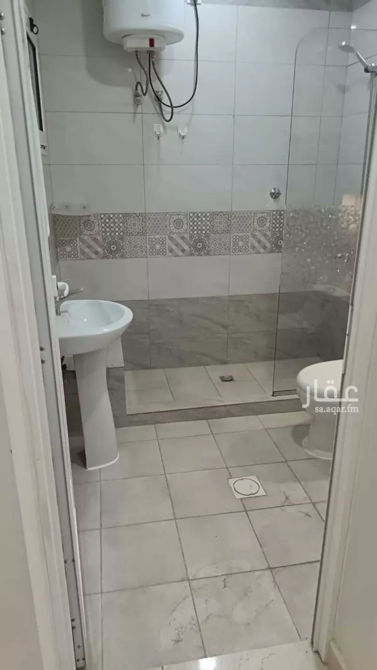 عمارة للبيع في شارع النفوذ, حي الفيصلية, مدينة الدمام, المنطقة الشرقية صورة 4