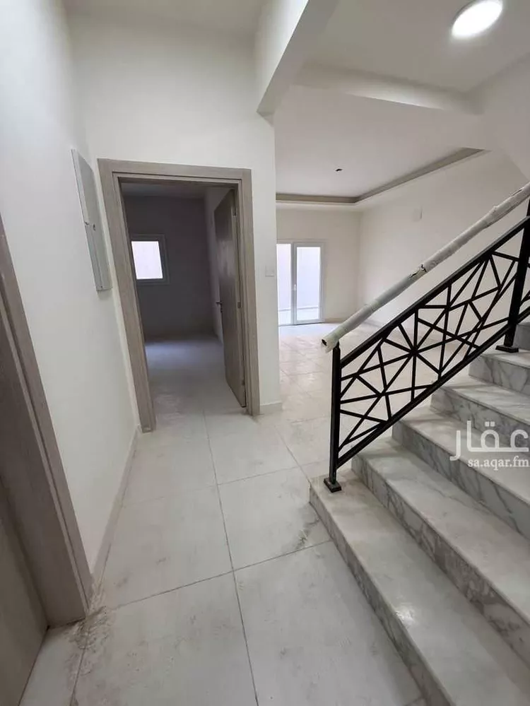 فيلا للإيجار في شارع الامير فيصل بن بندر بن عبدالعزيز الفرعي ، حي مطار الملك خالد الدولي ، الرياض ، منطقة الرياض صورة 3