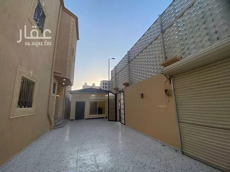 فيلا للبيع في شارع محمد الراشدي, حي عتود الجنوبي, مدينة خميس مشيط, منطقة عسير صورة 4