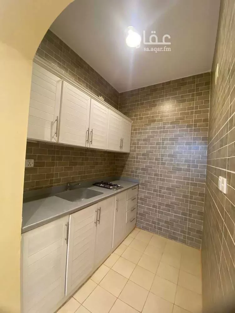 فيلا للبيع في شارع محمد الراشدي, حي عتود الجنوبي, مدينة خميس مشيط, منطقة عسير صورة 3