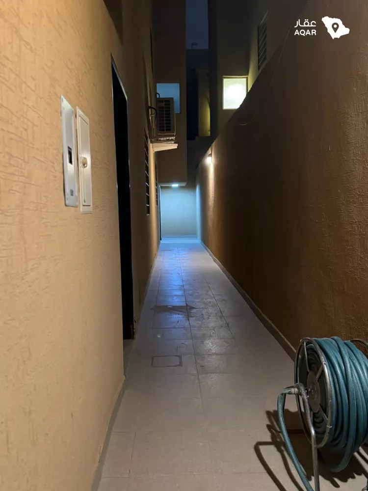 شقة للإيجار في شارع عبدالخالق بن شبلون ، حي ظهرة لبن ، الرياض ، منطقة الرياض صورة 5
