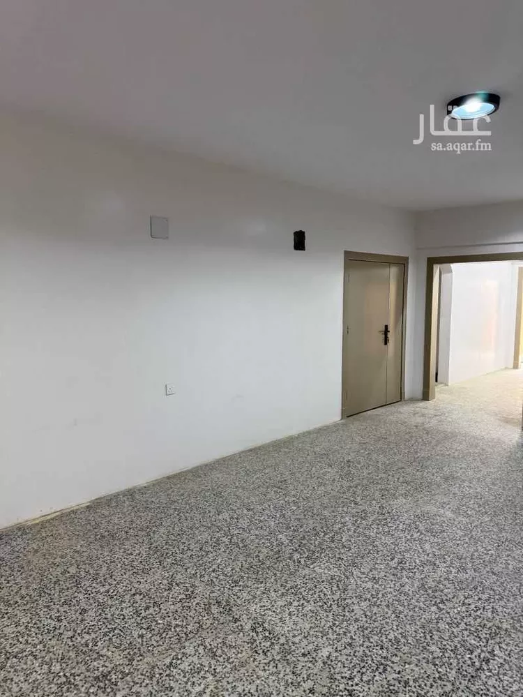 عمارة للإيجار في شارع وادي الغرارة, حي الديرة, مدينة الرياض, منطقة الرياض 12