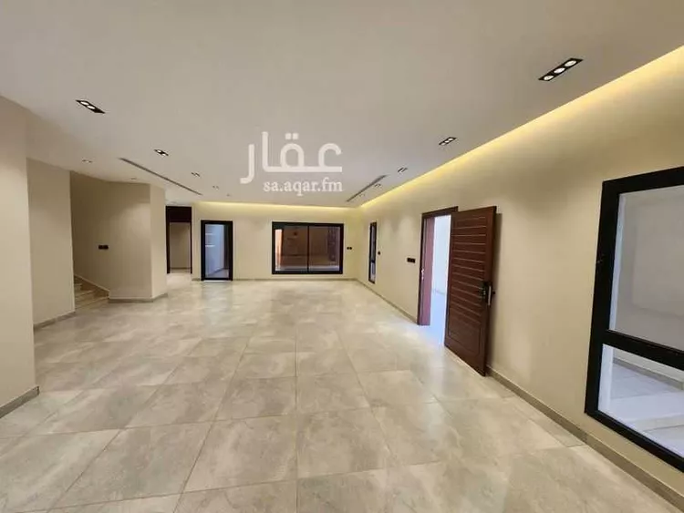 فيلا للبيع في شارع ابي تمام الهاشمي, حي الشراع, مدينة جدة, منطقة مكة المكرمة