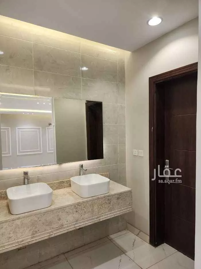 فيلا للبيع في شارع أم المؤمنين ريحانة بنت زيد ، حي الصالحية ، جدة ، جدة صورة 4