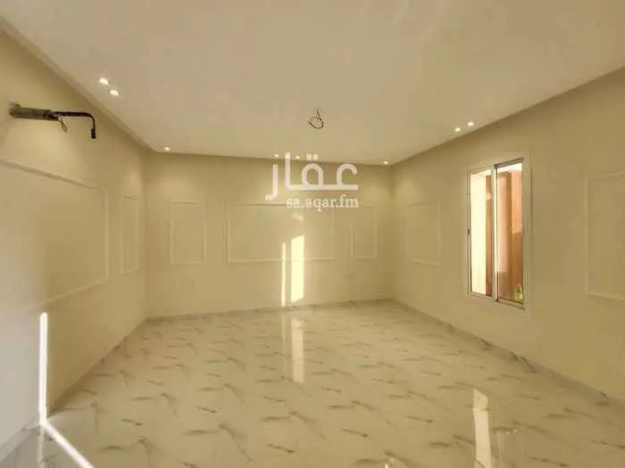 فيلا للبيع في شارع هبة الله الغفاري ، حي الصوارى ، جدة ، جدة صورة 4