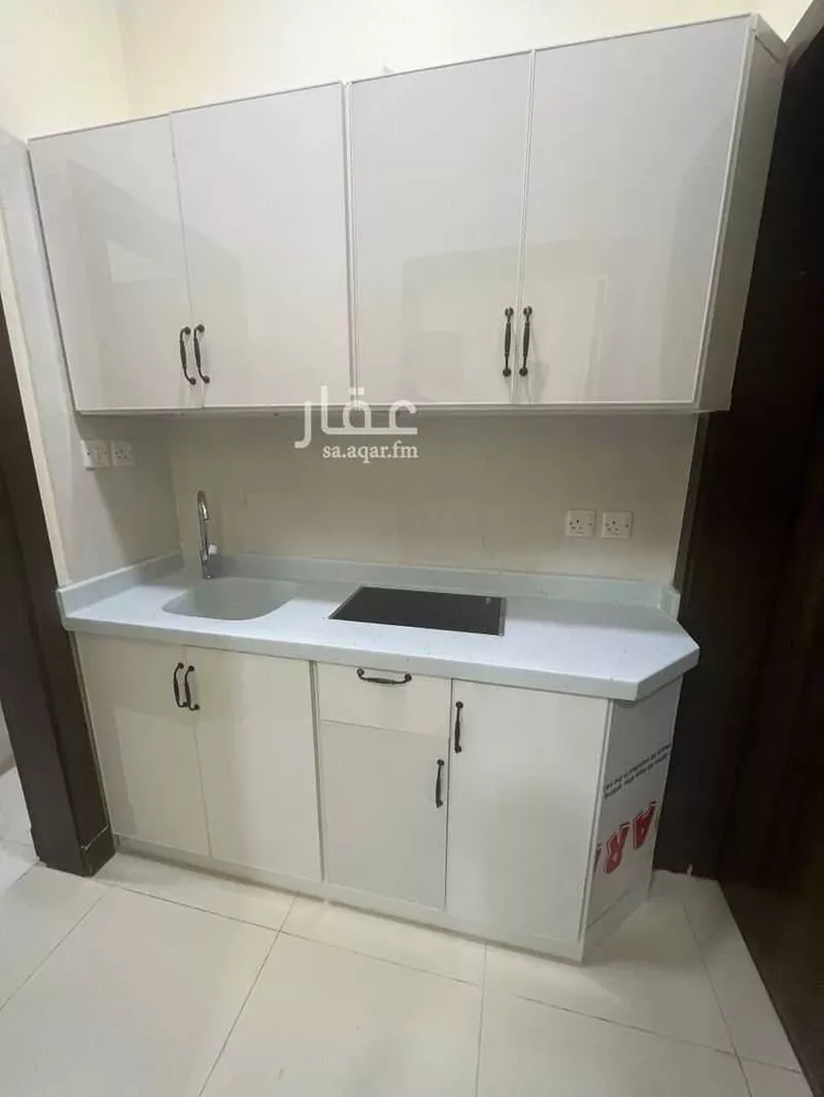 شقة للإيجار في شارع حسان العامري, حي المعذر, مدينة الرياض, منطقة الرياض صورة 4