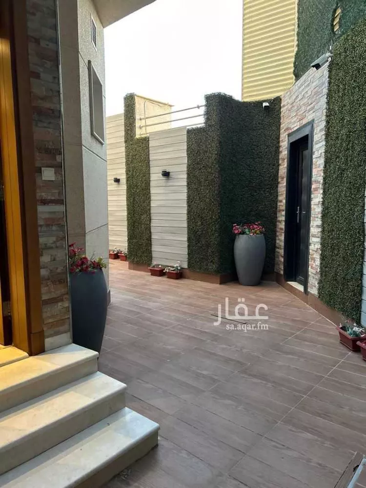 فيلا للبيع في شارع محمد بن المنكدر, حي العيون, مدينة المدينة المنورة, منطقة المدينة المنورة صورة 5