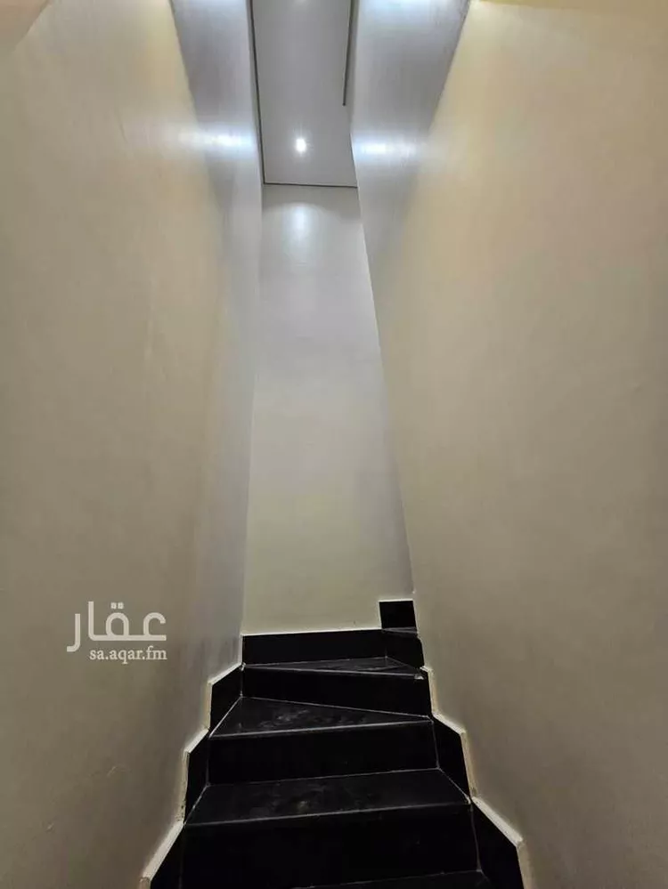 فيلا للبيع في شارع أبي سعد التميمي, حي المرجان, مدينة الرياض, منطقة الرياض 16