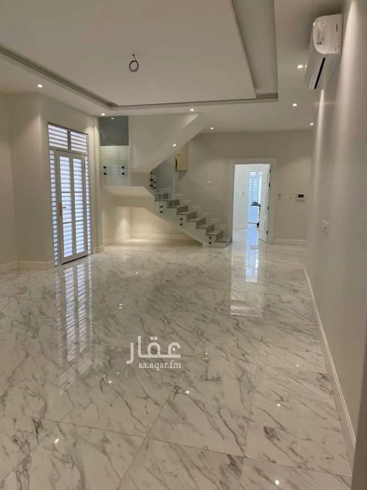 فيلا للإيجار في شارع القريات, حي الياسمين, مدينة الرياض, منطقة الرياض صورة 2
