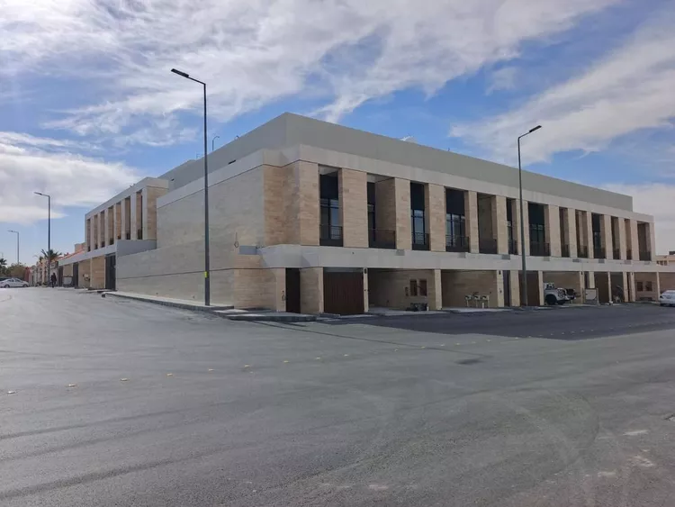 دور للبيع في شارع خير الدين الرملي, حي المحمدية, مدينة الرياض, منطقة الرياض صورة 4