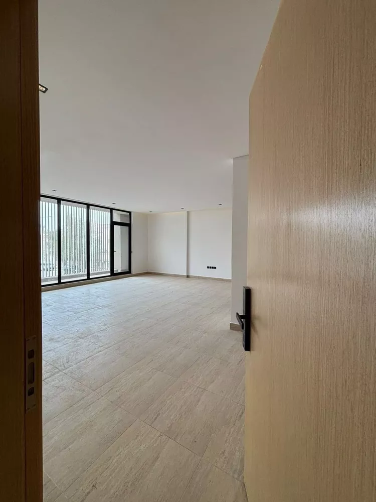 Floor for Rent in Riyadh Al Malaz صورة 3