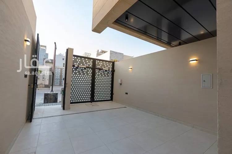 دور للبيع في شارع أحمد بن علي الزيات, حي القيروان, مدينة الرياض, منطقة الرياض صورة 3