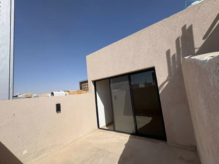 دور للإيجار في شارع الصلت بن النعمان, حي الرحمانية, مدينة الرياض, منطقة الرياض 8