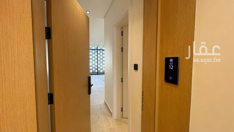 شقة للإيجار في شارع الامير مقرن بن عبدالعزيز, حي مغرزات, مدينة الرياض, منطقة الرياض صورة 3
