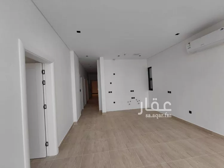 شقة للإيجار في شارع سفيان بن النضر, حي الحمراء, مدينة الخبر, المنطقة الشرقية صورة 4