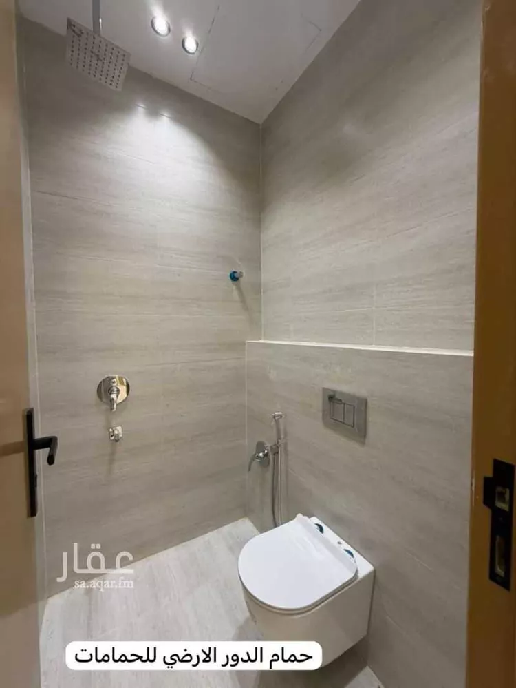 دور للبيع في شارع الحسين الربعي, حي الحزم, مدينة الرياض, منطقة الرياض 24