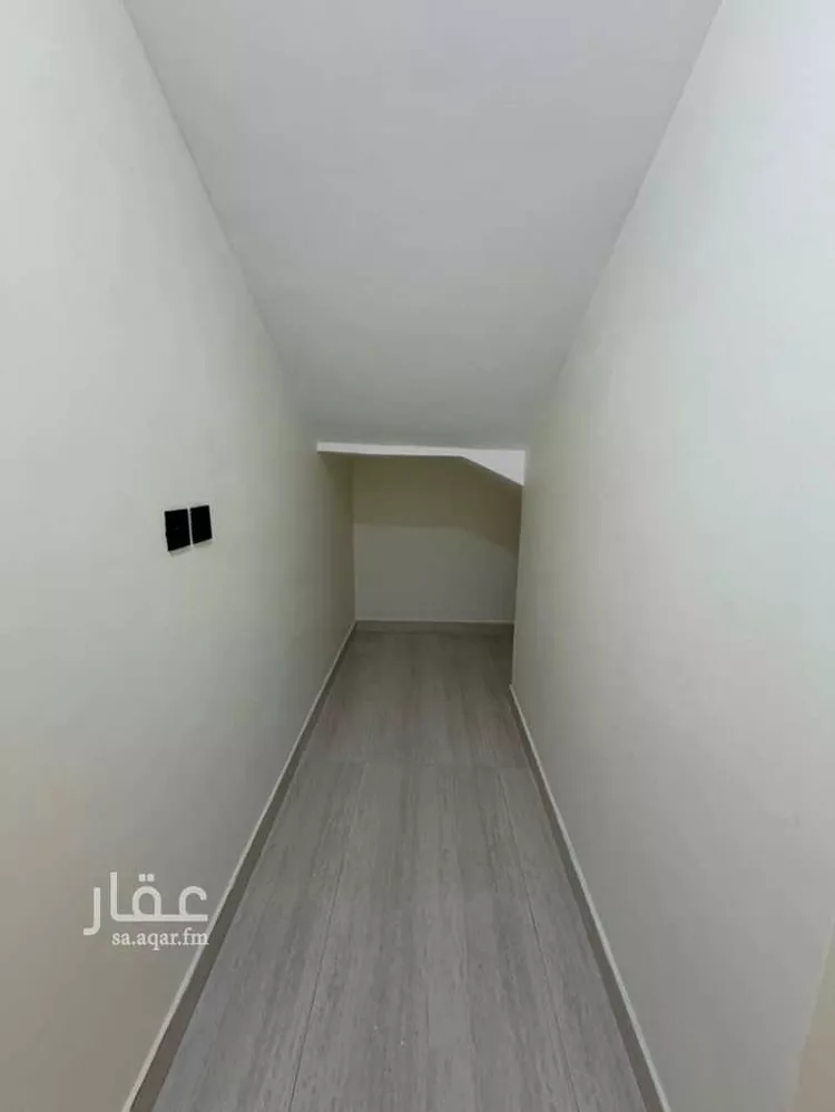 فيلا للبيع في شارع شعبة العنبري, حي العريجاء الغربي, مدينة الرياض, منطقة الرياض 25