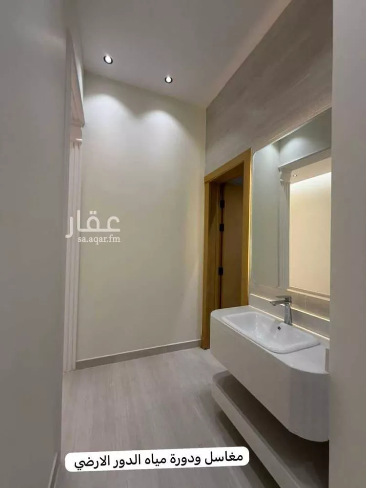 دور للبيع في شارع الحسين الربعي, حي الحزم, مدينة الرياض, منطقة الرياض 11