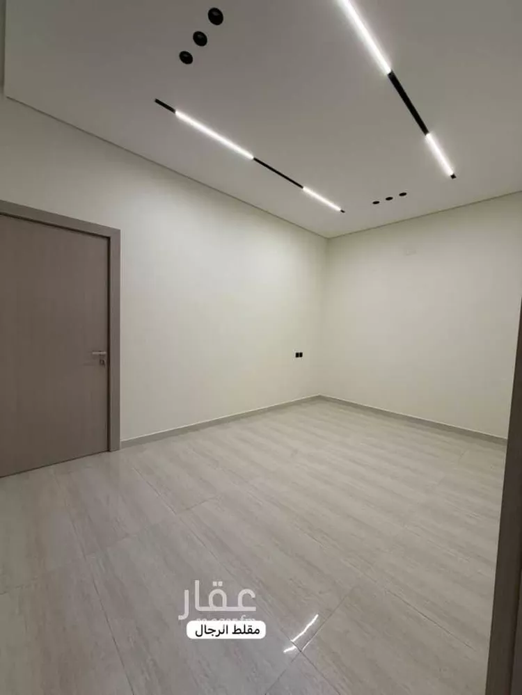 فيلا للبيع في شارع شعبة العنبري, حي العريجاء الغربي, مدينة الرياض, منطقة الرياض 11