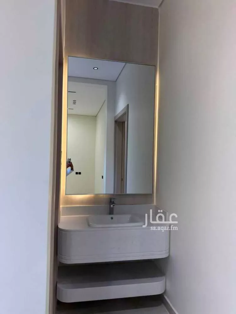 فيلا للبيع في شارع شعبة العنبري, حي العريجاء الغربي, مدينة الرياض, منطقة الرياض 12