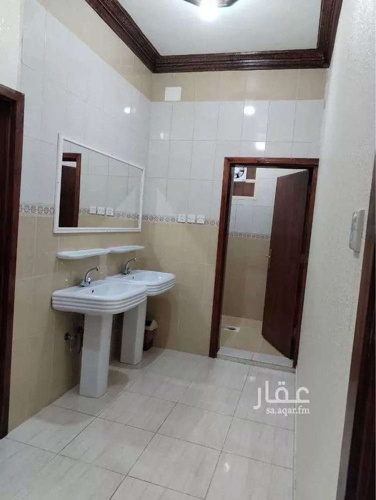 شقة للإيجار في شارع ابن الحوراني, حي شعب ذهبان, مدينة خميس مشيط, منطقة عسير صورة 3